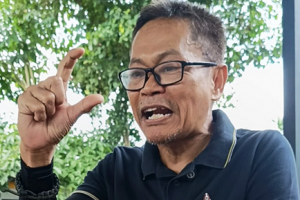 DR. Ukas Suhasfaputra, MH